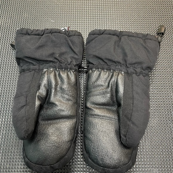 Castle X Youth Platform Snowmobile Mittens Medium Black - Picture 2 of 6